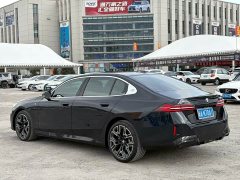 BMW 5 Series 530Li Premier M Sport Package - ფოტო 9