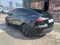 Tesla Model Y Rear-Wheel Drive - ფოტო 15