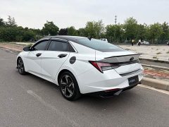 Hyundai Elantra 2022 1.5L CVT Luxury - ფოტო 6