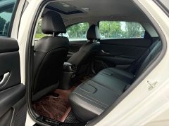 Hyundai Elantra 2022 1.5L CVT Luxury - ფოტო 9
