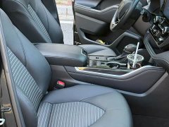 Toyota Crown Venza 2.5L HEV AWD Luxury - ფოტო 4