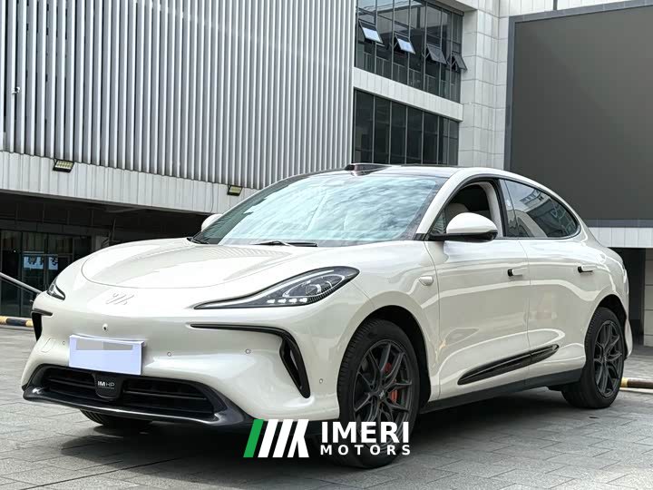 IM Motors Zhiji LS6 Max Standard Edition - ავტომობილი ჩინეთიდან