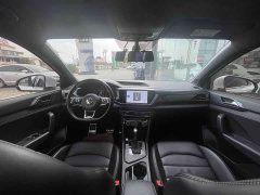 Volkswagen Touareg 280TSI Two-Wheel Drive R-Line - ფოტო 5