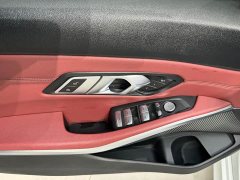 BMW 3 Series 320Li M Sport Package - ფოტო 14