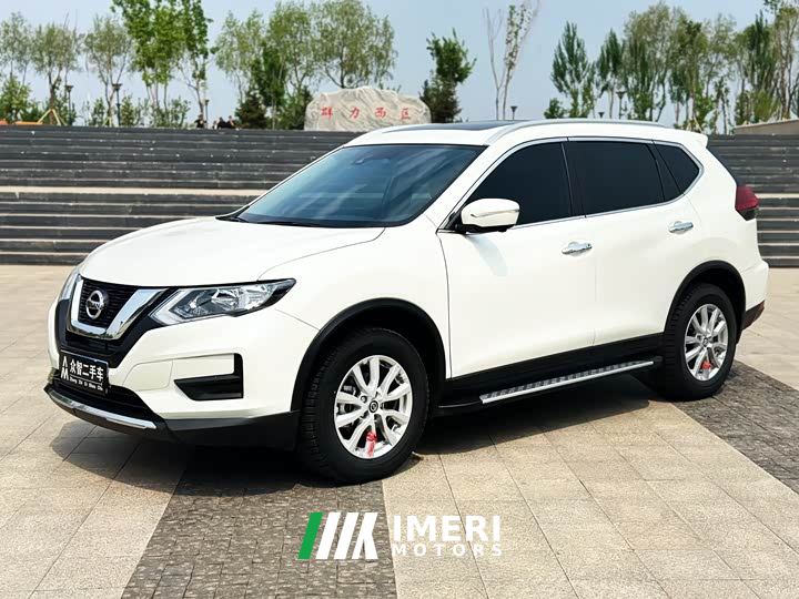 Nissan Qashqai Classic 2.0L FWD Smart Connect Comfort Edition