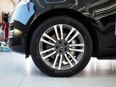 Land Rover Range Rover 3.0L V6 400PS Genesis Extended Wheelbase - ფოტო 6