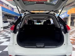 Nissan Qashqai 2.0L FWD Smart Connect Premium Edition - ფოტო 8