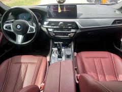 BMW 5 Series 530Li Premier M Sport Package - ფოტო 3