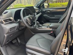Toyota Crown Venza 2024 2.0T AWD Dynamic Edition - ფოტო 7