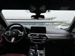 BMW 5 Series 530Li xDrive M Sport Package - ფოტო 6