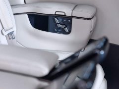 Toyota Vellfire Crown Hybrid 2.5L Executive Premier Edition - ფოტო 13