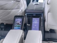 Toyota Vellfire Crown Hybrid 2.5L Executive Premier Edition - ფოტო 16