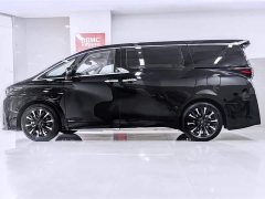 Toyota Vellfire Crown Hybrid 2.5L Executive Premier Edition - ფოტო 4