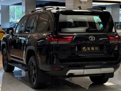 Toyota Land Cruiser (Imported) LC300 3.3T Diesel - ფოტო 8