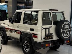 Toyota Land Cruiser (Imported) LC71 4.0L Middle East Edition - ფოტო 5