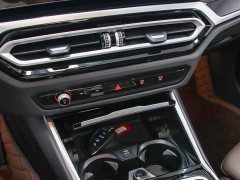 BMW 3 Series 320Li M Sport Package - ფოტო 10