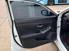 Nissan Sylphy 1.6L CVT Comfort Edition - ფოტო 6