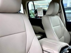 Toyota Land Cruiser (Imported) 4.0L Automatic - ფოტო 8