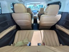 Denza BYD Denza D9 DM-i 1050 Premium - ფოტო 17