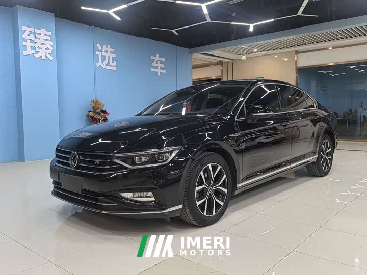 Volkswagen Magotan 330TSI DSG Advance
