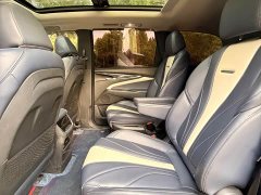 SAIC Maxus EUNIQ 5 2020 1.3T Plug-in Hybrid Premium Edition - ფოტო 9
