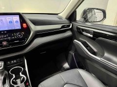Toyota Highlander 2022 380T AWD Premium 7-Seater - ფოტო 12