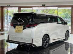 Toyota Vellfire 2024 Crown Hybrid 2.5L Executive Premier Edition - ფოტო 18