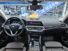 BMW 3 Series 320i M Sport Package - ფოტო 6