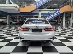 BMW 3 Series 320i M Sport Package - ფოტო 7
