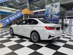 BMW 3 Series 320i M Sport Package - ფოტო 8