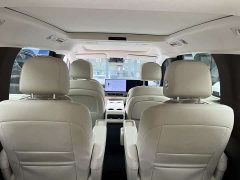 Li Auto Li Xiang MEGA Ultra - ფოტო 6