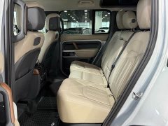 Land Rover Defender 110 P400 Dark Edition - ფოტო 6