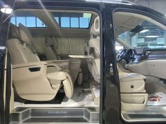 Mercedes-Benz V-Class 2022 V 260 L Long Wheelbase Luxury Edition - ფოტო 10