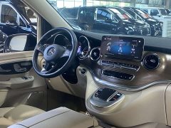 Mercedes-Benz V-Class 2022 V 260 L Long Wheelbase Luxury Edition - ფოტო 9