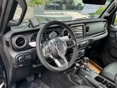 Jeep Gladiator 3.6L Overland - ფოტო 12