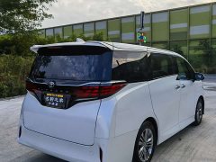 Toyota Alphard Hybrid 2.5L Premium Gold Edition - ფოტო 3