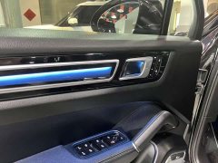 Porsche Cayenne 3.0T Platinum Edition - ფოტო 12