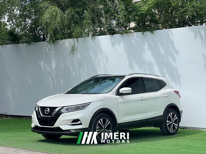 Nissan Qashqai 2.0L CVT Luxury