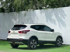 Nissan Qashqai 2021 2.0L CVT Luxury - ფოტო 7