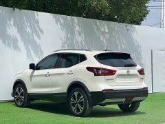 Nissan Qashqai 2021 2.0L CVT Luxury - ფოტო 9