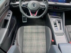Volkswagen Golf GTI 2023 380TSI DSG GTI - ფოტო 9
