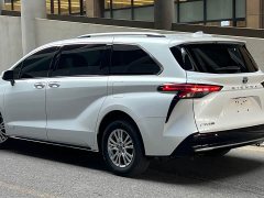 Toyota Sienna 2021 2.5L Hybrid Premium Edition - ფოტო 2