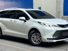 Toyota Sienna 2021 2.5L Hybrid Premium Edition - ფოტო 4
