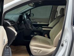 Toyota Sienna 2021 2.5L Hybrid Premium Edition - ფოტო 7