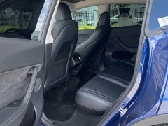 Tesla Model Y Long Range All-Wheel Drive - ფოტო 11