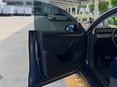 Tesla Model Y Long Range All-Wheel Drive - ფოტო 8