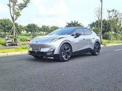 Lynk & Co Geely Lynk & Co 20 2026 530km Rear-wheel Drive Max Radiant Red Edition - ფოტო 1