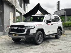 Toyota Land Cruiser (Imported) LC300 3.3T GR Diesel - ფოტო 1
