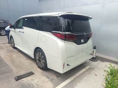 Toyota Alphard Hybrid 2.5L Premium Gold Edition - ფოტო 16