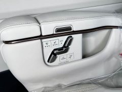 Lexus LM 500h Six-Seat Premium Edition - ფოტო 13